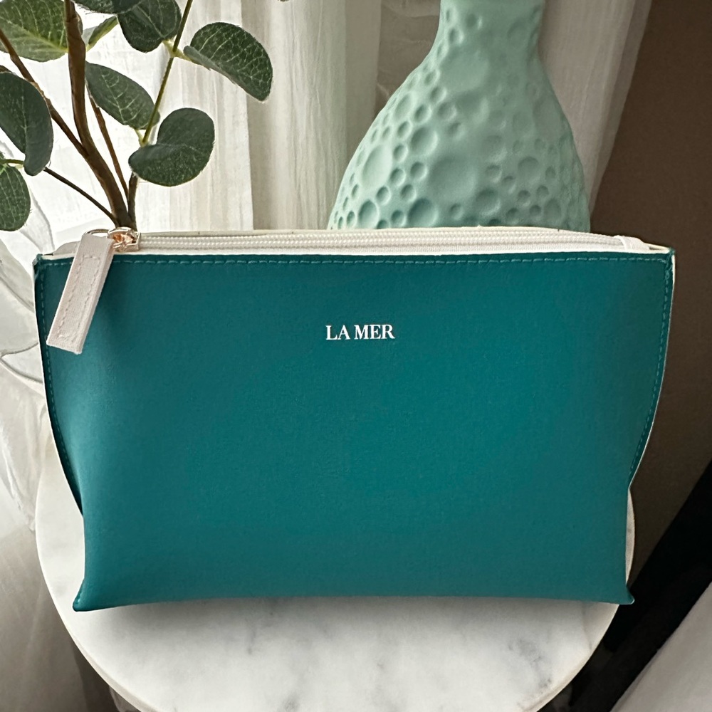 LA MER Makeup Cosmetic Bag